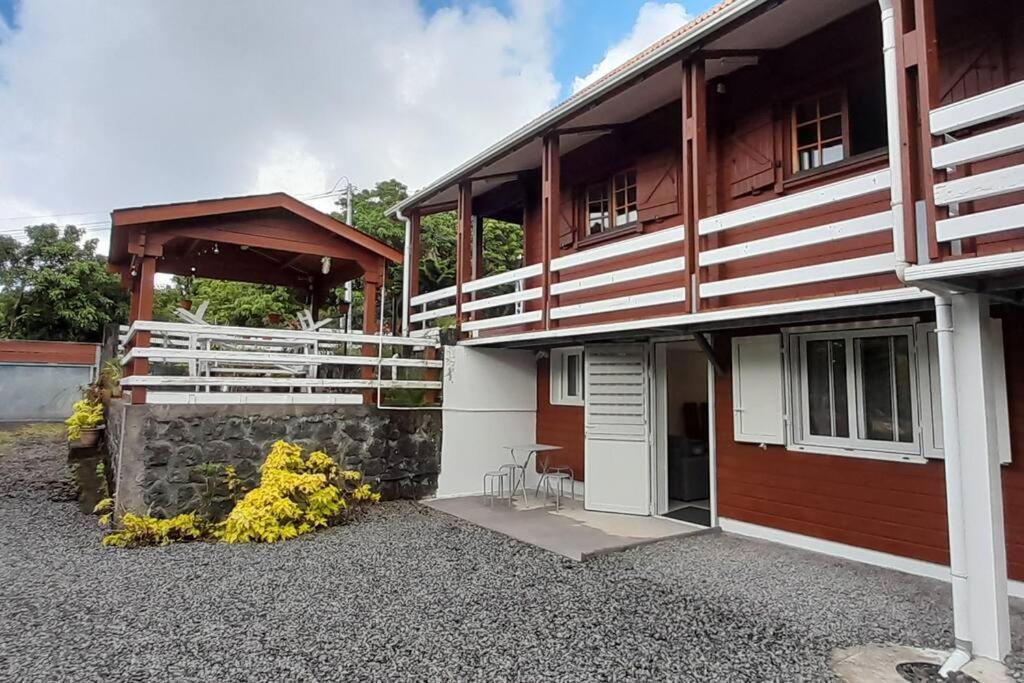 Chalet Des Laves Sainte-Rose Dış mekan fotoğraf